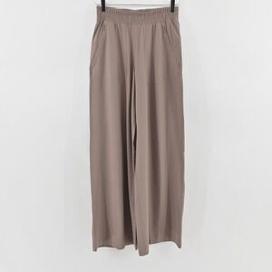 Lululemon Swift Mid Rise Wide Leg Pant Womens Size 4 Taupetastic Athleisure Gym